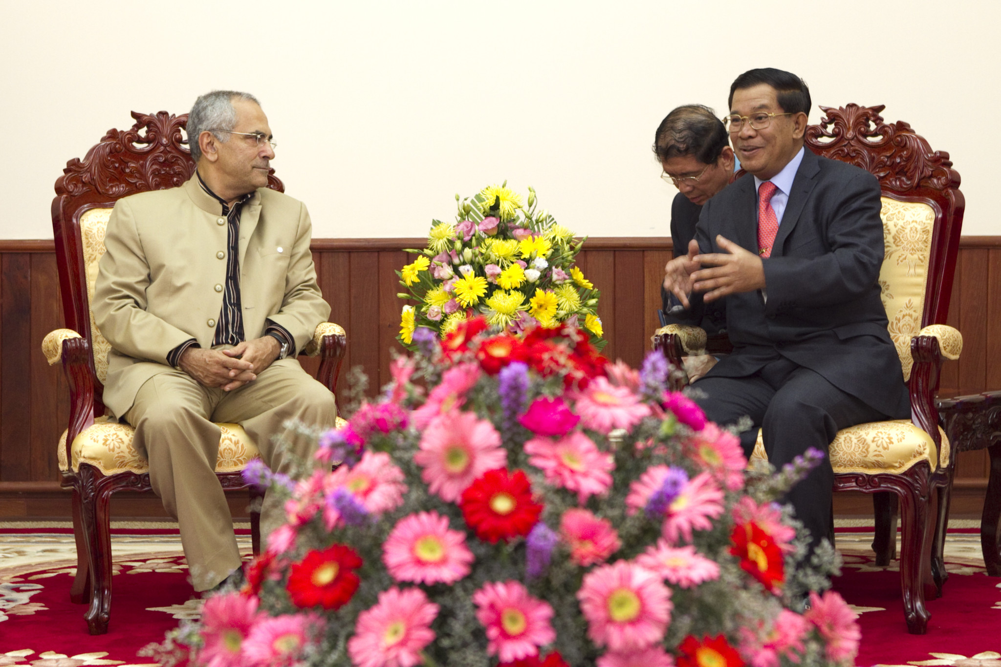 Nobel Peace Laureate HE President Dr. Jose Ramos-Horta with HE Samdech Akka Moha Sena Padei Techo Hun Sen, Prime Minister of Cambodia and Cambodian Chairman of Bridges